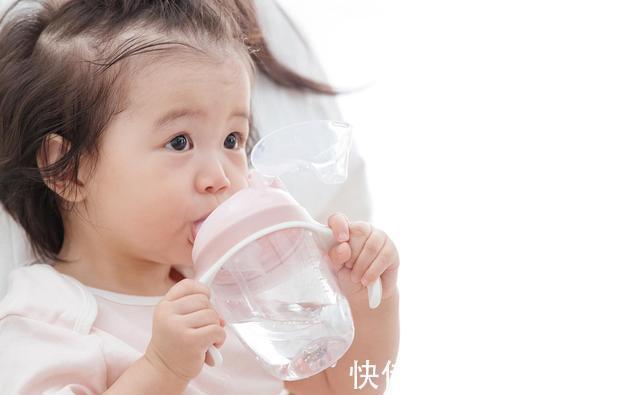 时节|若要小儿安,三分饥与寒,深秋时节宝宝的护理细节父母要了解