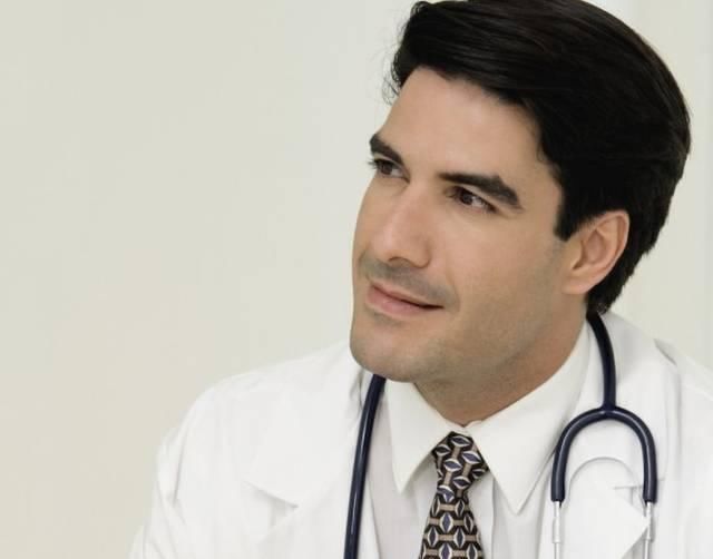 告知|体内有癌,身体会提前“告知”,医生提醒出现4种变化,不要拖