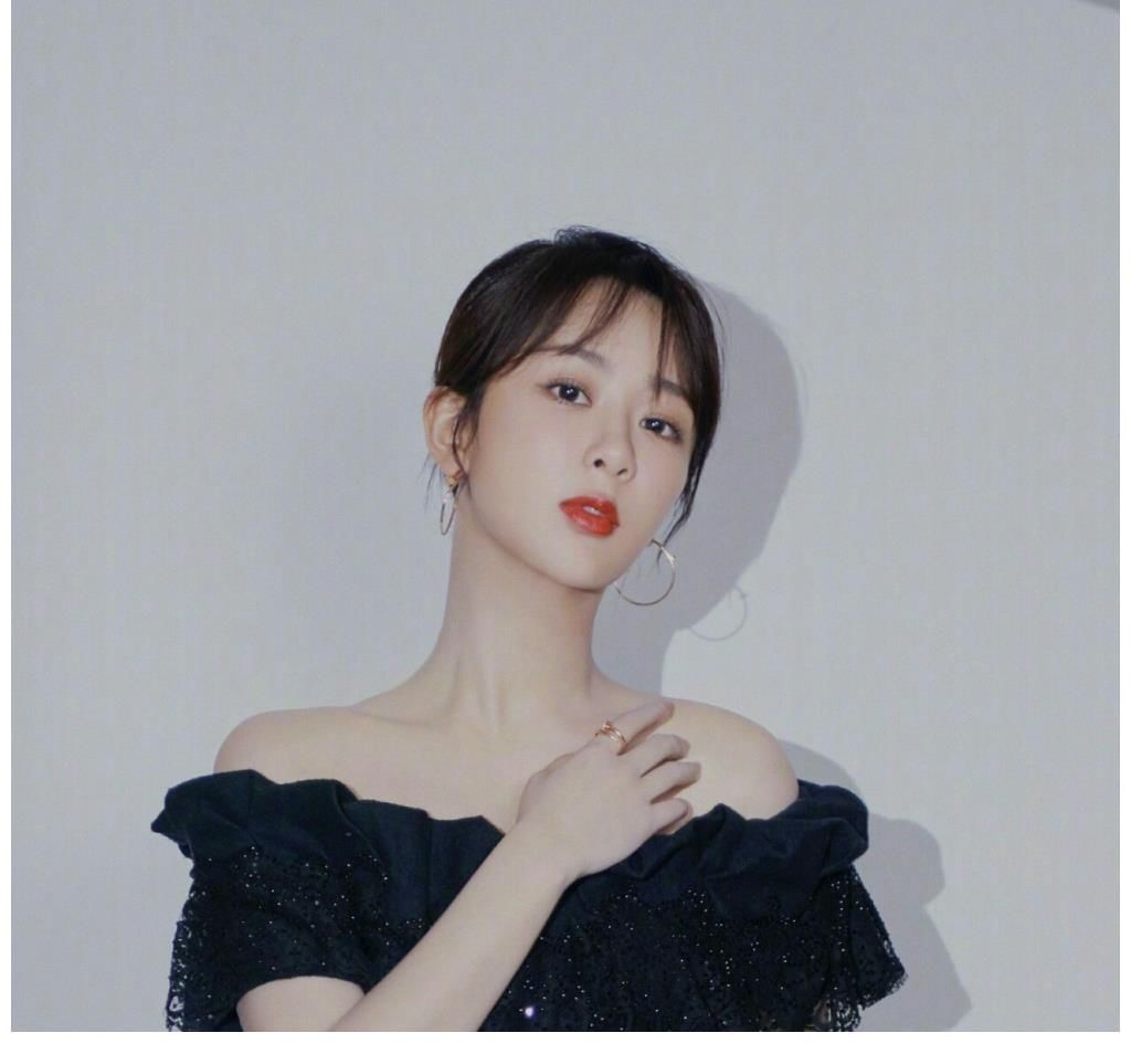 白水菜|楊紫白雪公主造型火上熱搜，沒了濾鏡，顏值藏不住了