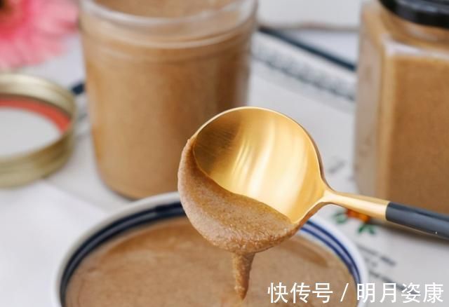 调稀芝麻酱，有人用水有人用油，大厨教我正确做法，顺滑不成坨