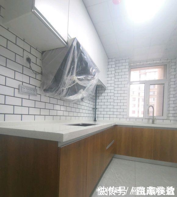 心头好|简单装修的新房,打扫干净就很漂亮了,最满意电视墙和玄关,晒晒