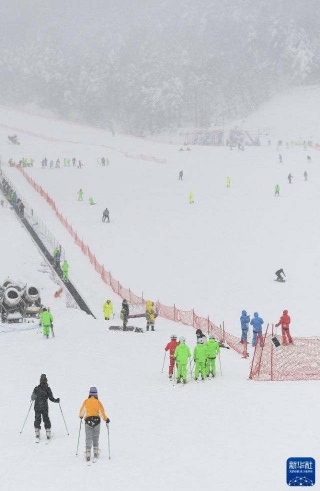 临安区|冰雪经济暖寒冬
