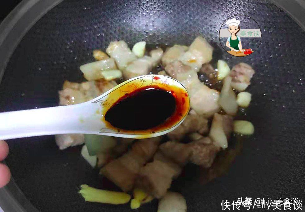 豇豆|夏天这蔬菜多买点，晒干囤起来，泡一泡，切段焖五花肉，越嚼越香