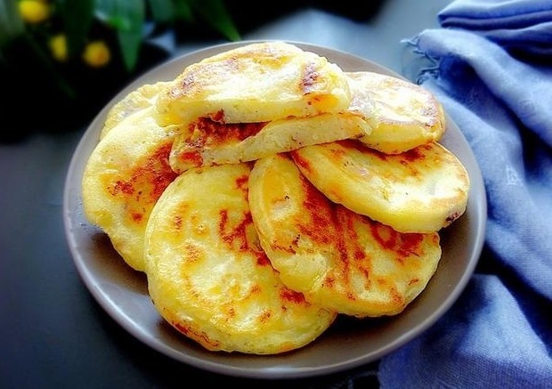 1个鲜桃1碗面，10分钟做成早餐饼，暄软香甜，特好吃，孩子最爱