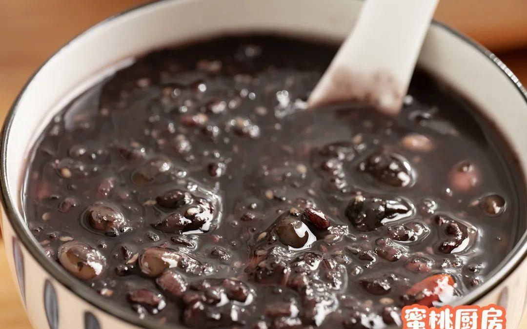 黑米|养生粥我只服它!补血养颜、头发乌黑,在家3步就搞定!