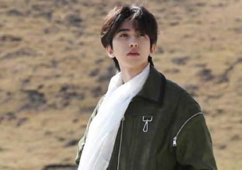 琉璃|成毅首参加《奔跑吧》录制,刚开始就因太土被嫌弃,蔡徐坤反应太真实