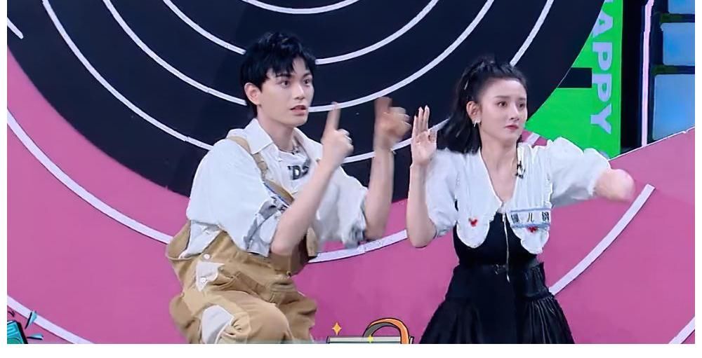 大本營(yíng)|《快本》里玩?zhèn)€游戲，網(wǎng)友嗑出了兩對(duì)cp！宋祖兒這體質(zhì)也是厲害