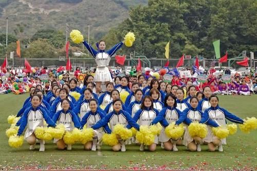 小学生“独轮车方阵”抢眼！为期两天的“香樟体育节”落幕