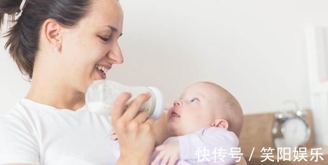 贪玩|宝宝吃奶时总是“扭来扭去”不是因为贪玩,而是因为这几点