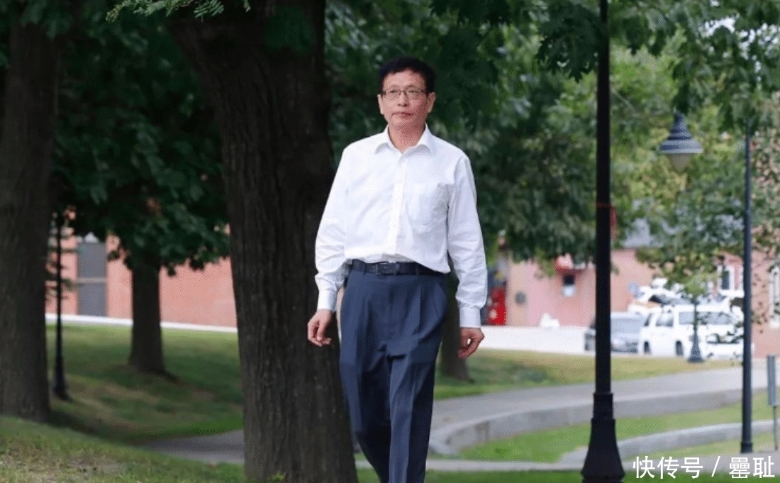 当初|当初扬言宁在美国刷盘子,也不回国的北大才子,如今过得如何?