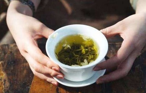 蒲公英茶|忠告喝蒲公英茶别碰此物,吃了就是没病找病,很多人傻傻不清楚