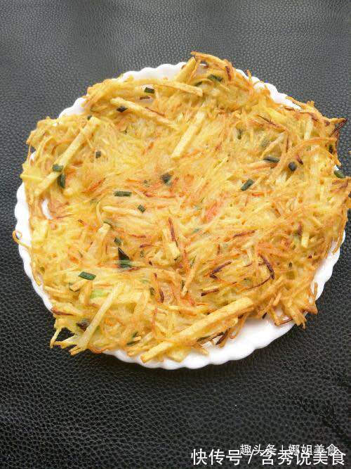 3个鸡蛋，不放面粉，做焦香可口的烙饼，比饼店卖的还好吃