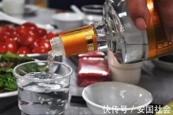 饮酒|医生告诉你:酒,喝多少对身体危害最小!重点在最后,记得分享!