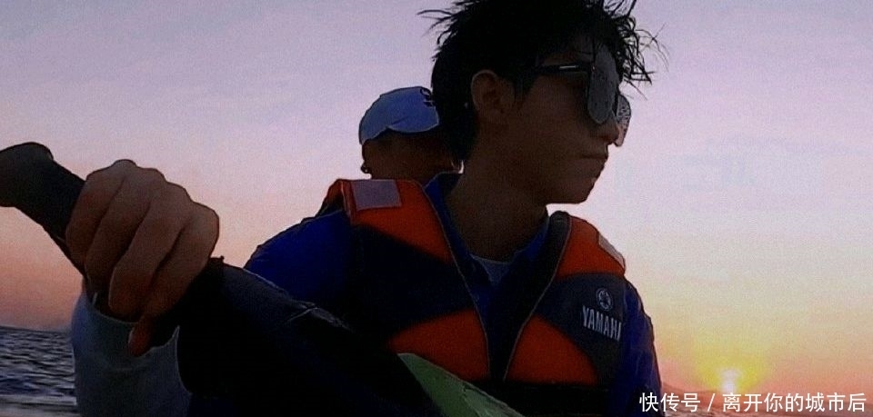 恰好是少年,王俊凯因高反穿上秋裤!!