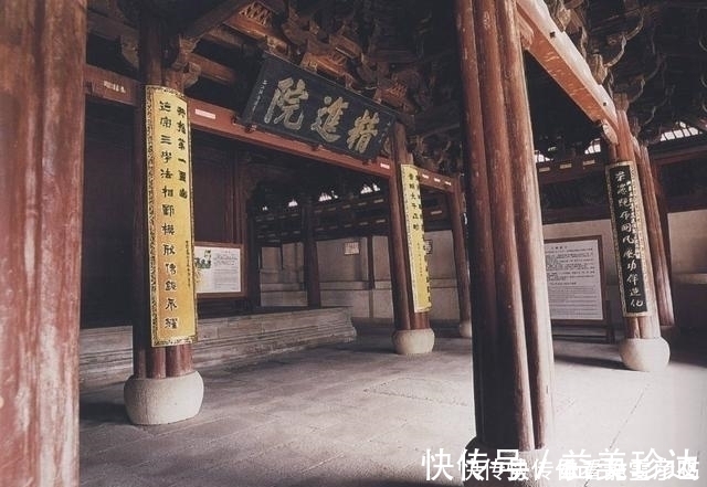 蜘蛛|这座古寺没有佛像僧人，千年来鸟虫不见，蜘蛛不结网，梁上无灰尘