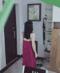 |搞笑GIF趣图:这货也能上地铁?