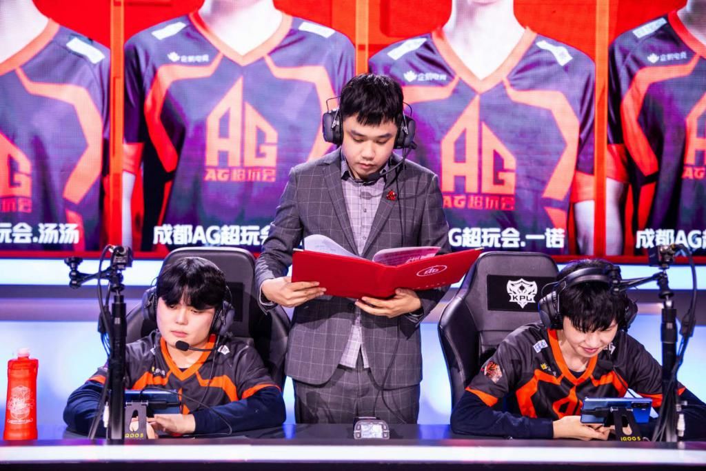 放水|AG对阵GK：月光拿出“招牌”体系，获胜即可晋级，“放水”GK不存在！