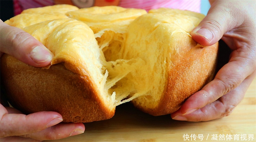 面粉|面粉新吃法,加2个西红柿,不用烤不用烙,出锅比吃肉还香