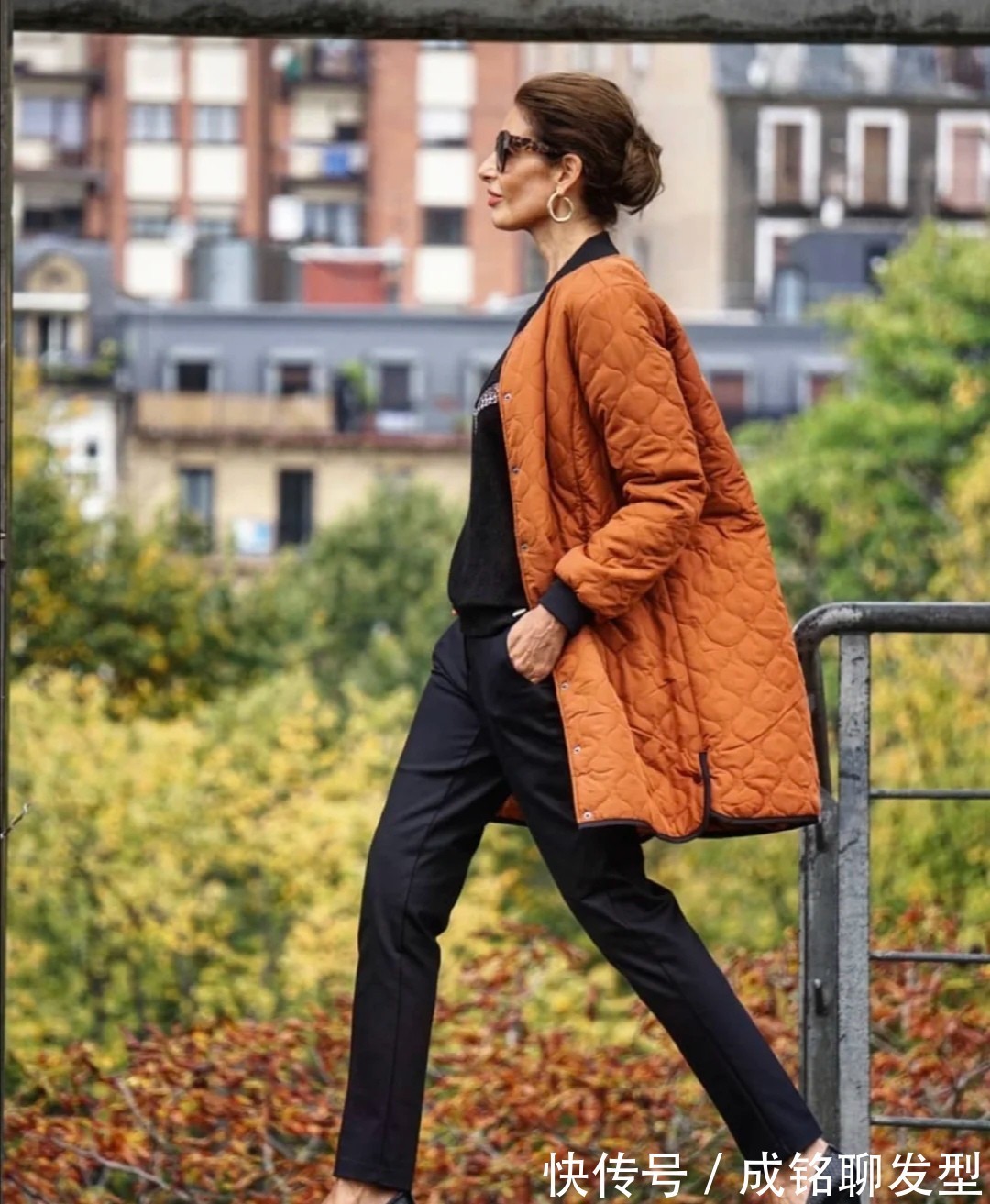 选用 这才是五十岁的女人最高级的打扮!不服老不扮嫩,时尚大气又减龄