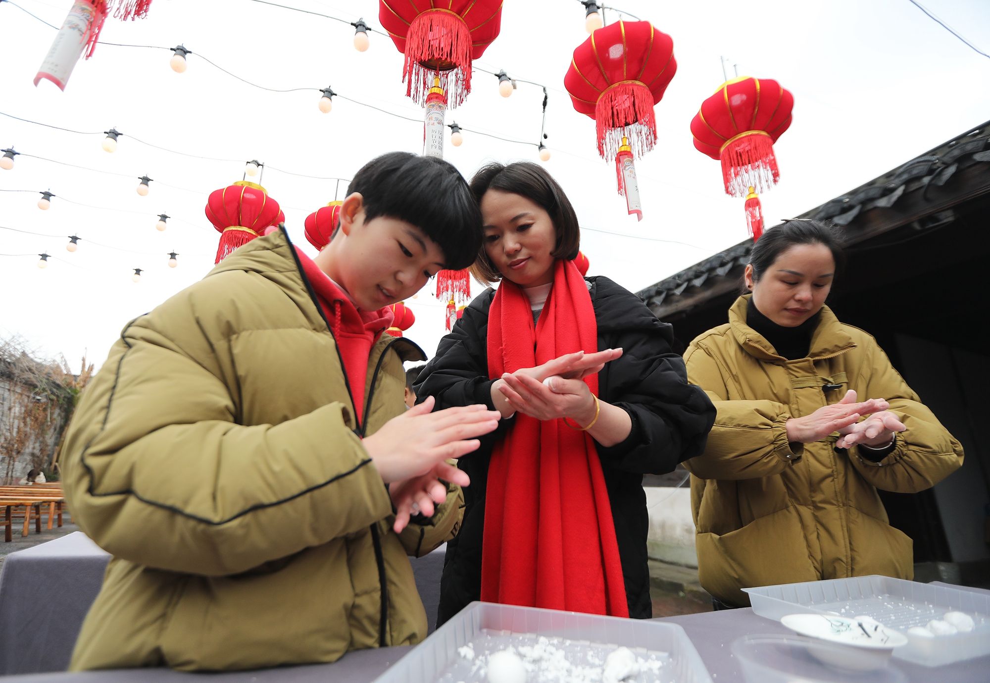 汤圆|做汤圆、猜灯谜，在澥浦十七房体验原汁原味“老底子”的元宵节