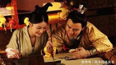 皇帝問丞相,怎麼除掉大將軍,丞相說賞賜他一匹馬就行