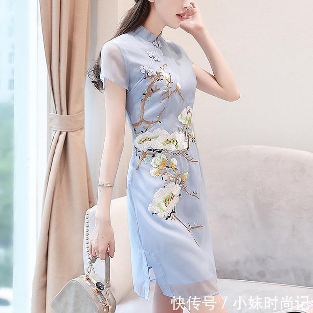 绣花 今年流行的改良版旗袍裙,不用担心老土!反之款款时尚甜美又气质