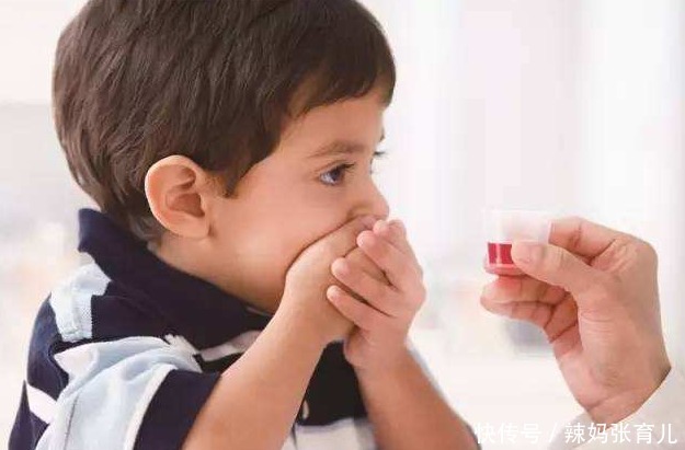 该不该|小孩发低烧该不该吃药，物理降温好，还是直接吃药？