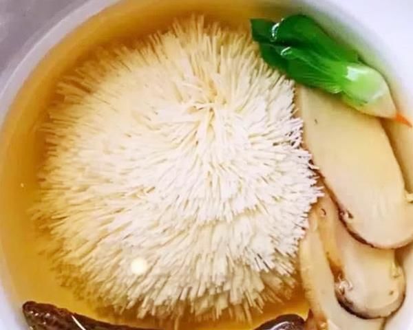  同样是切豆腐，英国切条，日本切块，法国切花，看中国没开玩笑