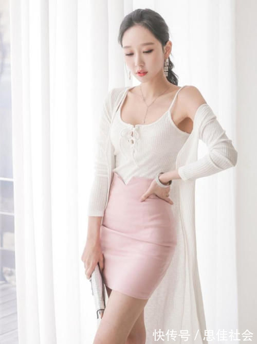穿搭|美女穿搭：小姐姐爱穿优雅洋气的紧身裙，穿出知性女神范！