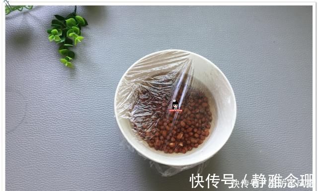 红豆|电饭煲红豆发糕，这样做不用揉面，不用擀面，好吃还简单