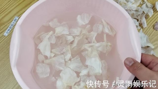 食用盐|大蒜皮是个宝，扔掉就是浪费钱，这些用途太厉害，真是涨知识