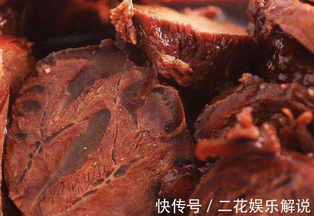 卤牛肉时,一定不要放它!放了它这锅就毁了,难怪牛肉发柴有怪味