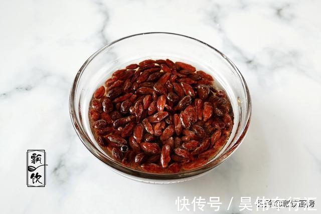 牛奶|别让你的面包机打瞌睡，做这面包，适合爱美女人，好吃棒棒哒