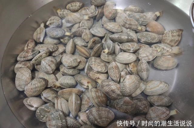 炒花蛤,千万别直接下锅,少了这1步,难怪花蛤不开口腥味重!