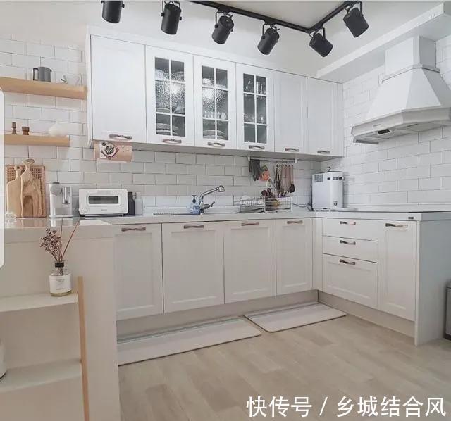 女主人|韩国夫妻100㎡极简新房，简单精致，每一处都美得刚刚好，好治愈