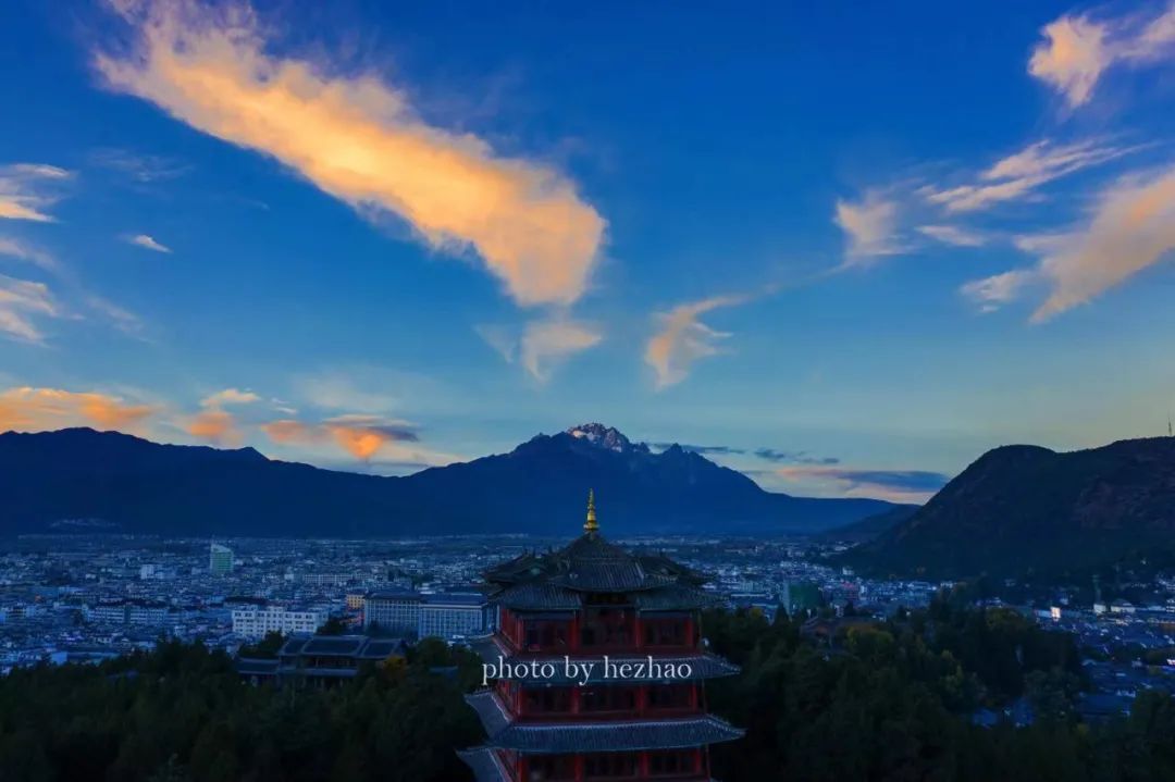 咖啡店|/韵味玉龙/北面有山，名曰玉龙雪山！