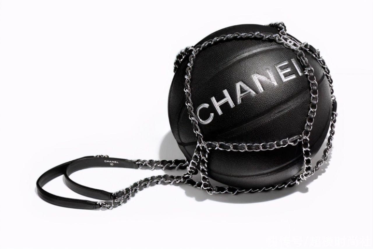 LV卖天价瑜伽垫引争议，定价18000元！网友大呼不懂时尚