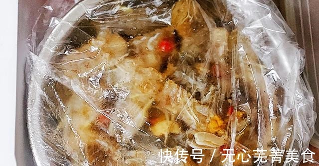 爬爬虾还在白灼了吃，就可惜了，这样做，保证你天天都想吃！