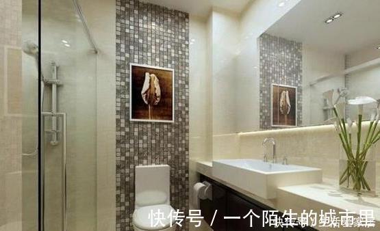 卫生间|卫生间没窗户也别担心，教你4招来补救，分分钟变明亮还无异味