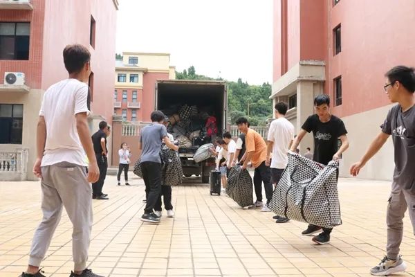 姚锐|遂宁这所全日制大学 迎来首批学生