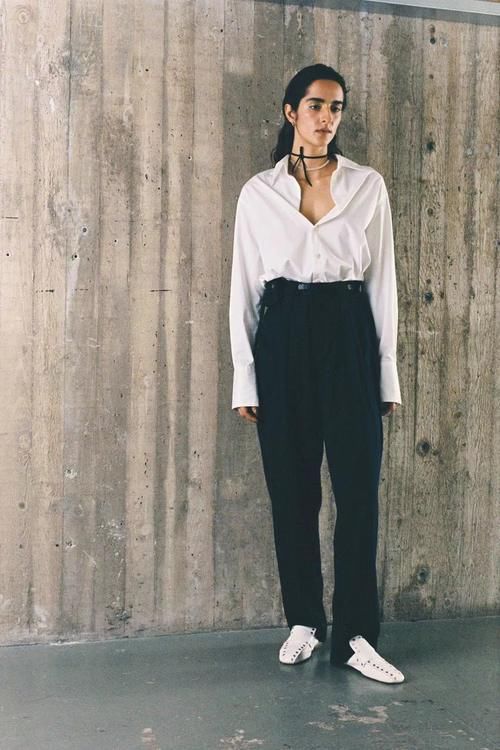 春天的穿搭，如何彰显女性的魅力？单品与颜色搭配缺一不可！