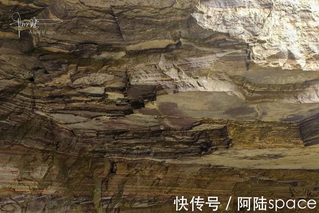 郭亮洞|历经30年坎坷,位于悬崖峭壁的这个郭亮洞地势险要,路况却很好