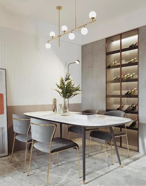 设置|入户门直对着餐桌,又没办法隔断,怎么办?