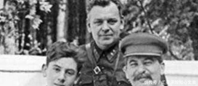 遗言|他死前仅穿一条短裤,死后尸体被拖出火化,死前4字遗言令人唏嘘