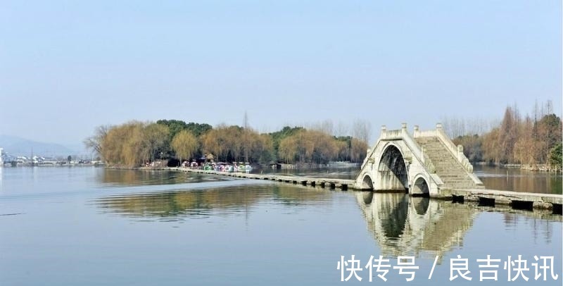 宋词@张炎在镜湖边写下一首词,词意流动、美不胜收,读来却引人深思