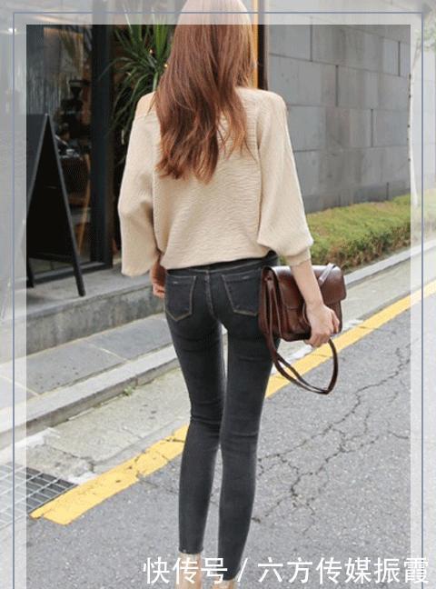 牛仔裤|紧身牛仔裤展现女性气质,设计很有线条感,直观地拉伸腿部比例