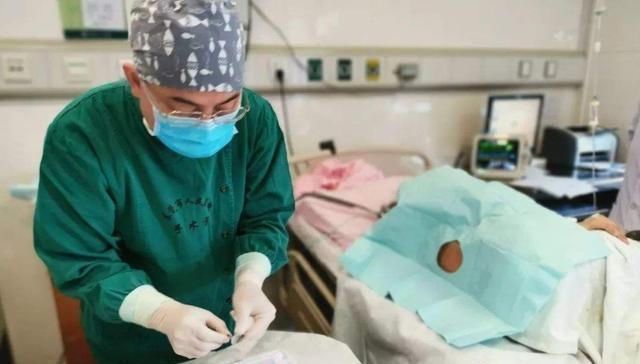 医生|产妇怀了龙凤胎，想要一对兄妹，医生抱歉，顺序拿错了