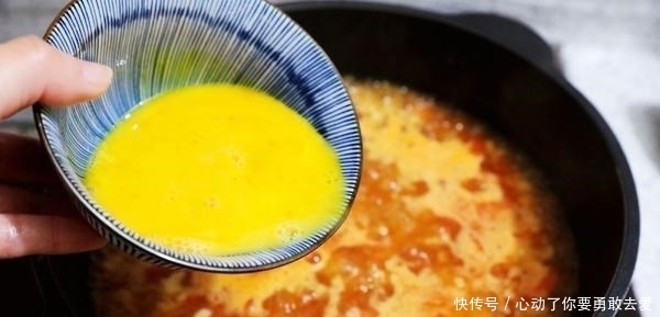 春末遇到此菜别手软,堪称植物“美白丸”,常吃晒黑的皮肤也白了