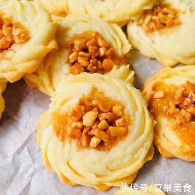 料足口感好,你一定喜欢的罗马盾牌饼干