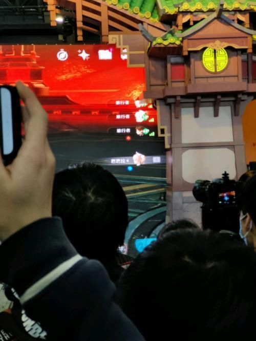 萤火虫|原神参展萤火虫,钟离cv突然出现,无意逐鹿